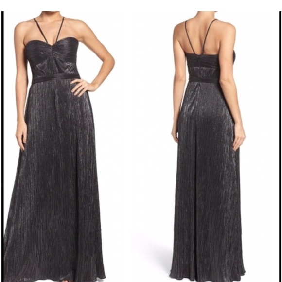 Laundry By Shelli Segal Dresses & Skirts - NWT Laundry Shelli Segal Gunmetal Gown